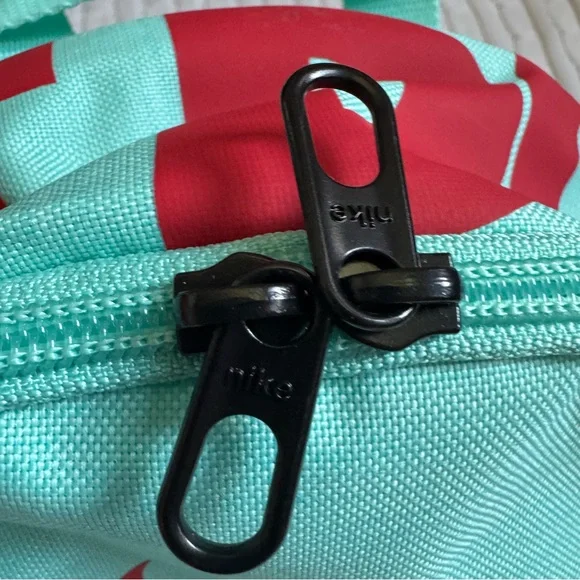 NIKE Brasilia JDI Kids Mini Backpack Bookbag NEW School Bag - Picture 4 of 8